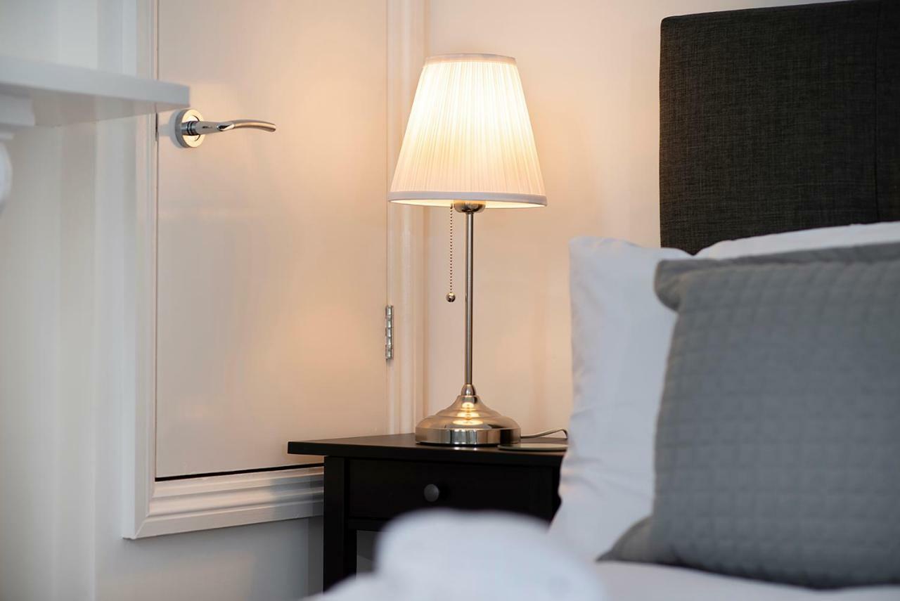 Flat A - Spacious Ground Floor, 1 Bedroom Apartment In Central Southsea, Portsmouth Esterno foto